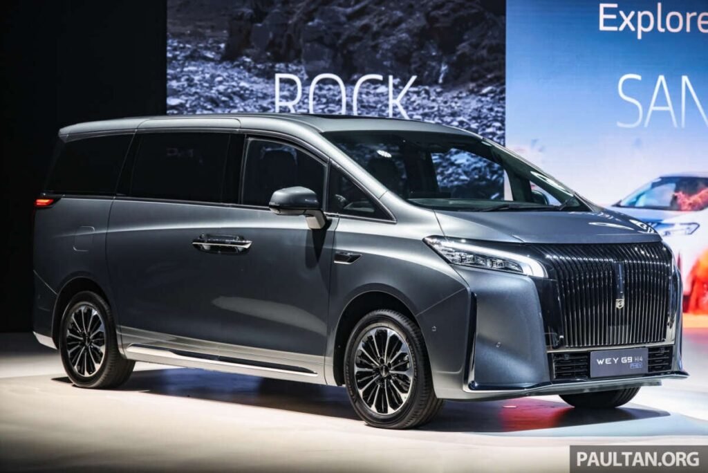 Toyota Alphard Kedatangan Musuh Baru dari China