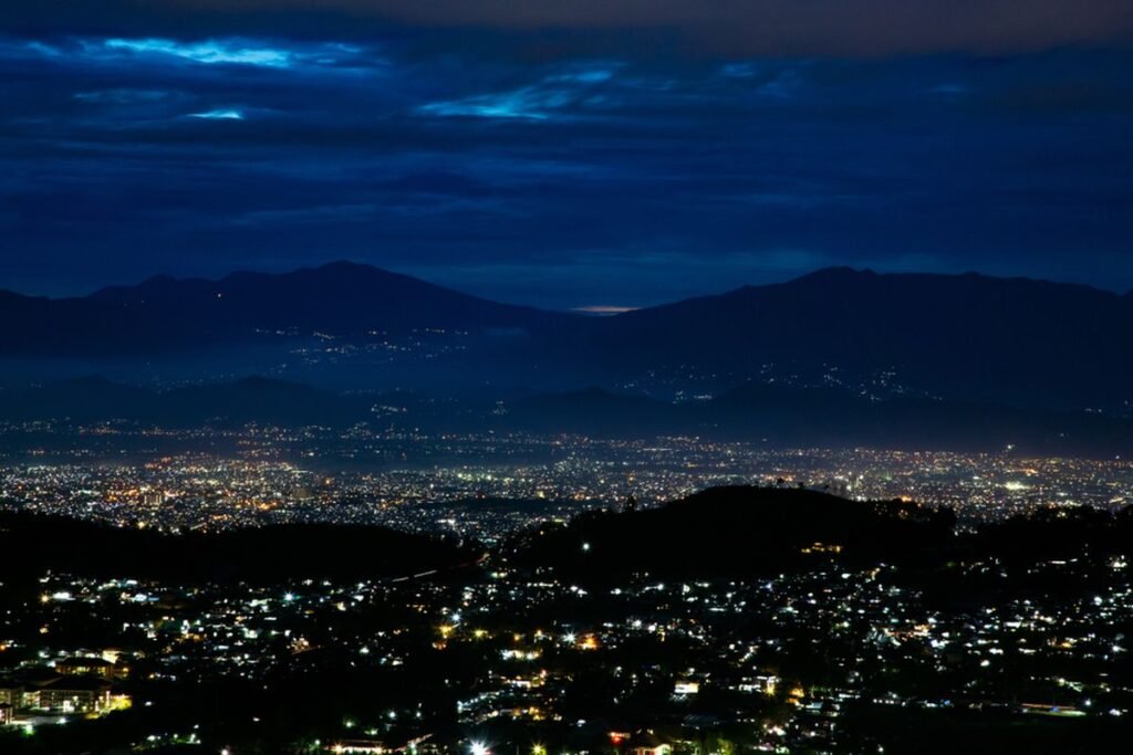 Bukit Moko, Spot Terbaik Menikmati Panorama Bandung dari Ketinggian
