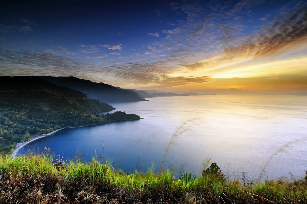 Danau Toba Jadi Destinasi Favorit Wisatawan, Pesona Alamnya Bikin Betah