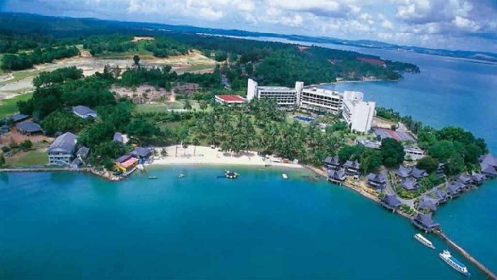 Pantai Nongsa, Surga Pasir Putih dengan Pemandangan Langsung ke Singapura