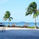 Pantai Sekera Bintan Jadi Tempat Healing Favorit, Suasana Damai dan Laut Lepasnya Memikat Wisatawan