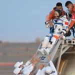 Kapsul pengembalian Shenzhou-22 berhasil mendarat di Bumi