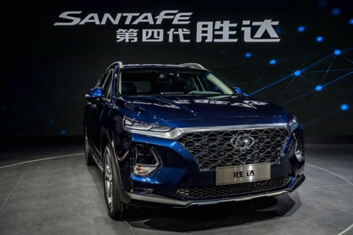 Hyundai Santa Fe Hadir dengan Teknologi Sidik Jari, Keamanan Mobil Kini Makin Canggih