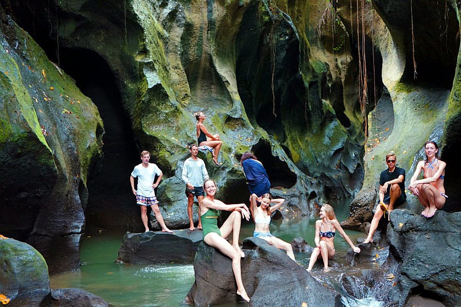 Hidden Canyon Beji Guwang: Petualangan Alam Tersembunyi yang Menakjubkan di Bali