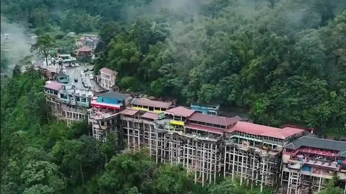 Penatapan Doulu Jadi Tempat Singgah Favorit Wisatawan di Jalur Medan-Berastagi