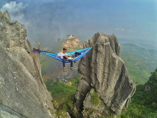 Tebing Gunung Hawu, Spot Panjat Tebing dan Camping dengan View Spektakuler