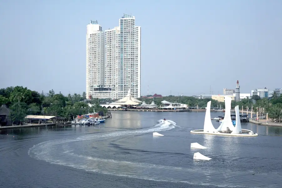 Taman Waduk Pluit Jadi Tempat Healing dan Olahraga Favorit Warga Jakarta Utara
