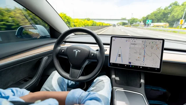 Tesla mengumumkan dukungan fitur FSD Supervised untuk pasar Tiongkok