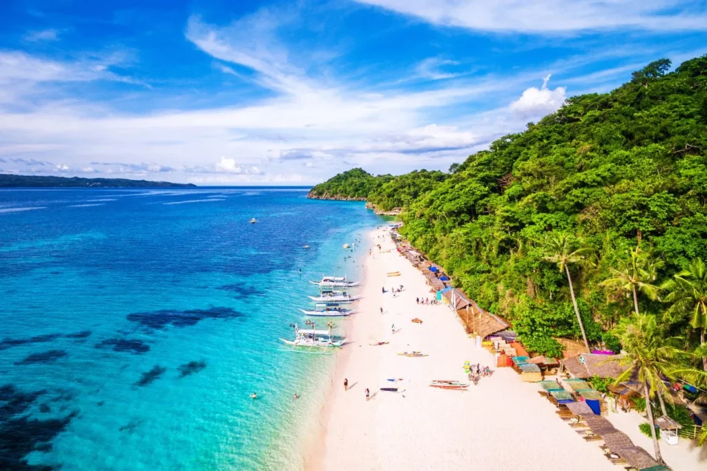 Boracay, Surga Pantai Filipina dengan Pasir Putih Memukau