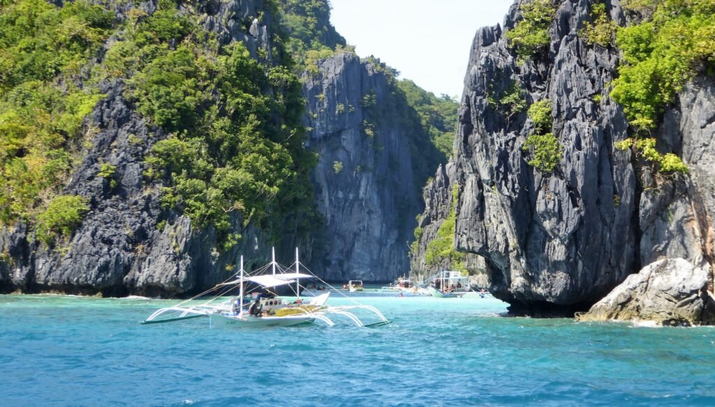 El Nido, Palawan, Surga Tropis dengan Keindahan Alam yang Memukau