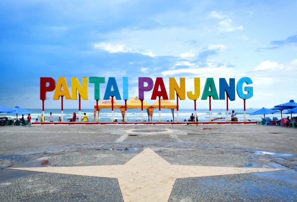 Pantai Panjang Bengkulu Jadi Destinasi Favorit Wisatawan, Tawarkan Sunset Memukau dan Akses Mudah