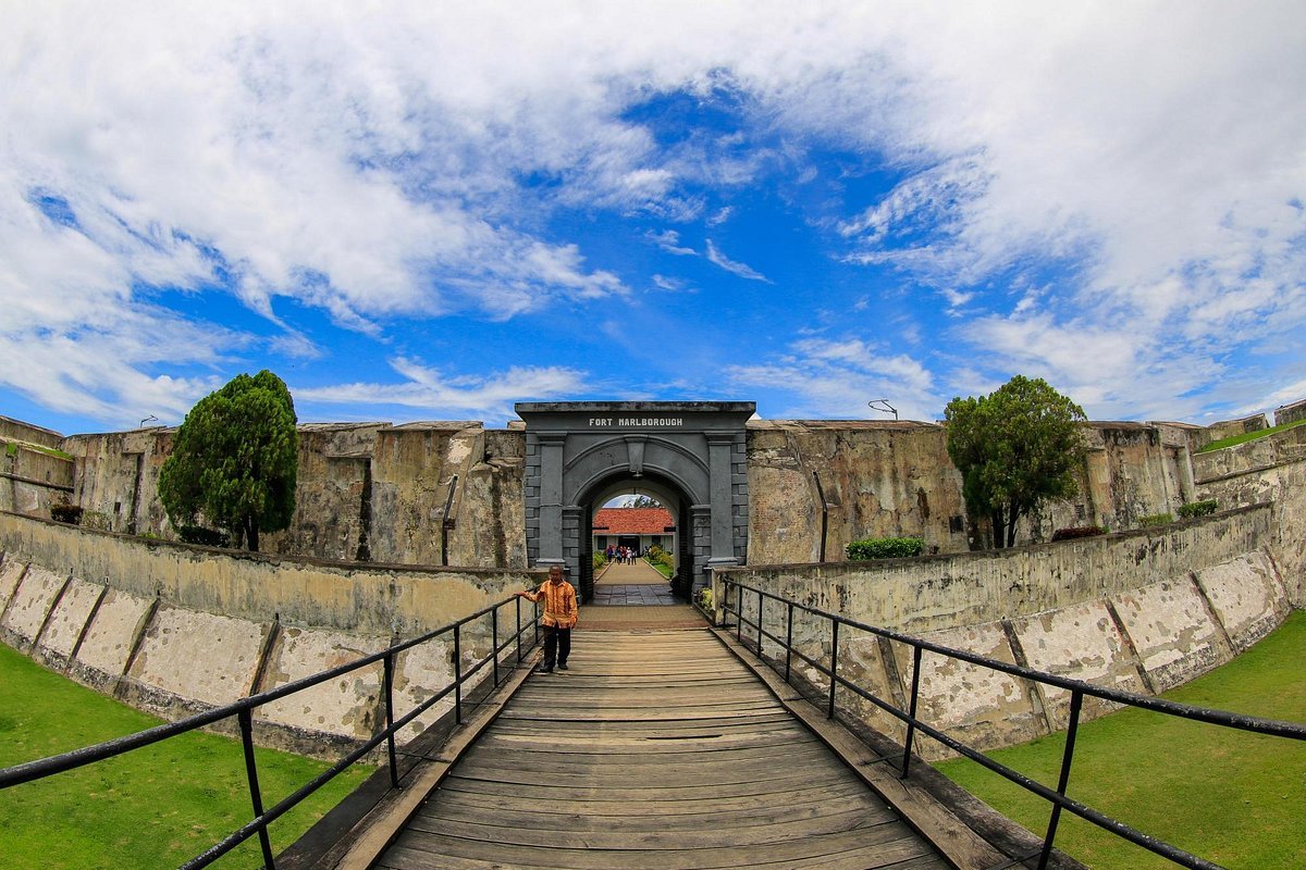 Fort Marlborough Bengkulu, Benteng Bersejarah Peninggalan Inggris yang Jadi Ikon Wisata Favorit