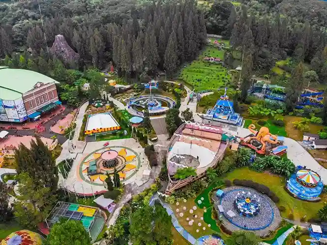 Liburan Seru di Berastagi! Funland Mikie Holiday Tawarkan Wahana Lengkap untuk Keluarga