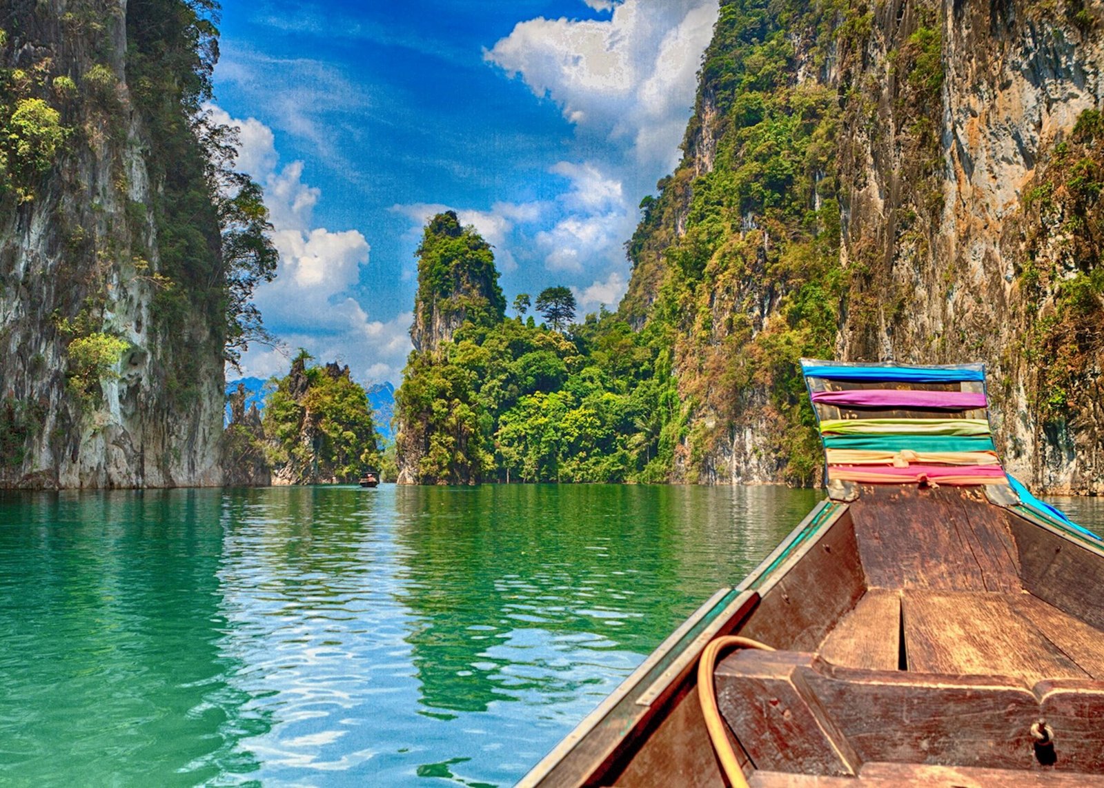 Taman Nasional Khao Sok Jadi Destinasi Wisata Alam Favorit di Thailand