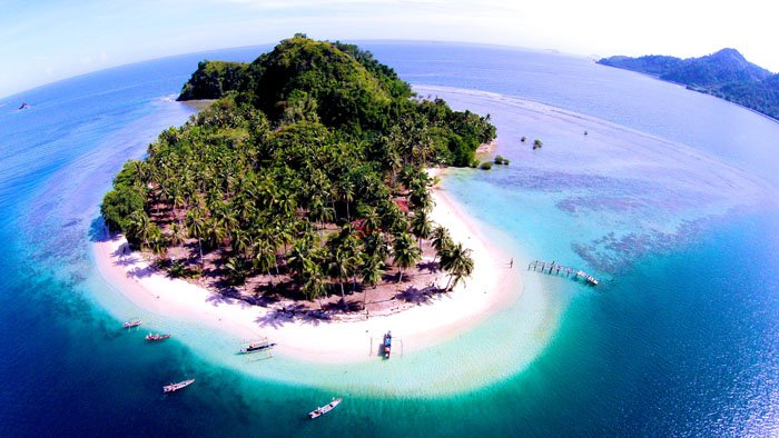 Pulau Pasumpahan, Surga Tropis dengan Keindahan Laut Memukau di Sumatera Barat