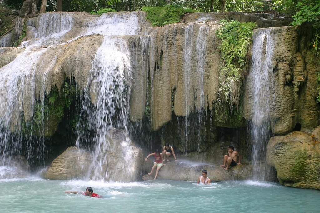 Air Terjun Erawan, Keajaiban Tujuh Tingkat di Tengah Alam Thailand