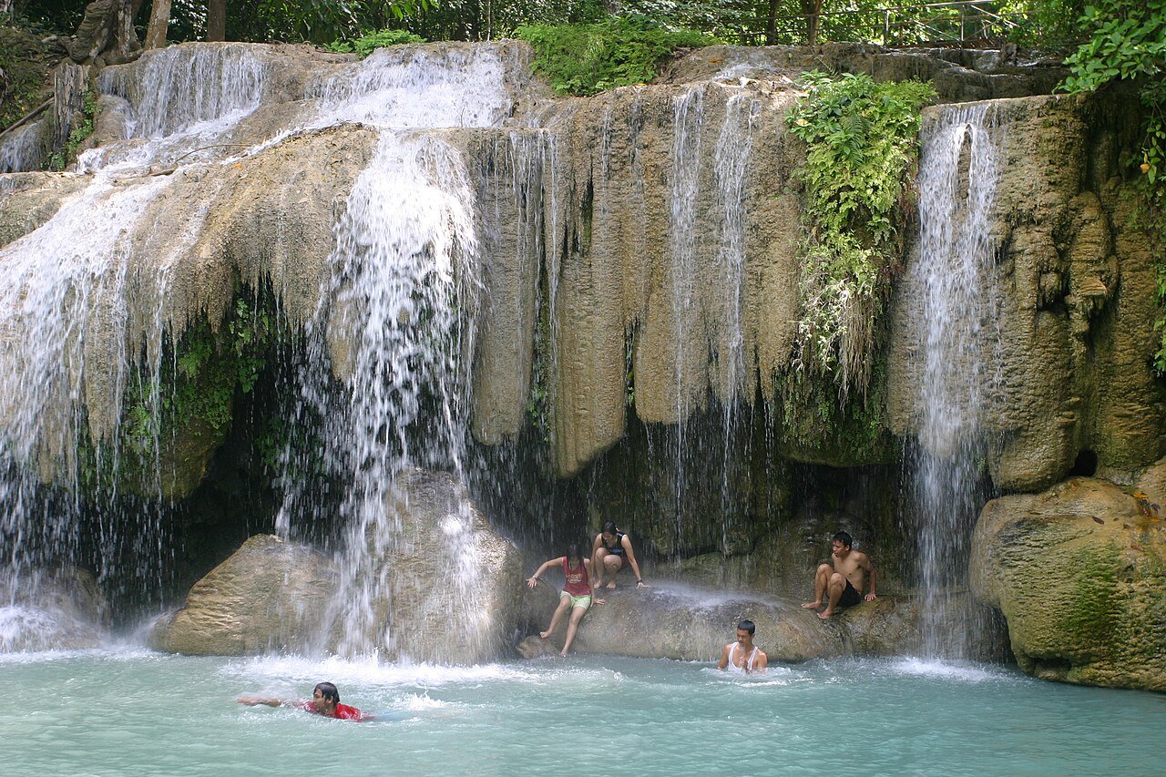 Air Terjun Erawan, Keajaiban Tujuh Tingkat di Tengah Alam Thailand