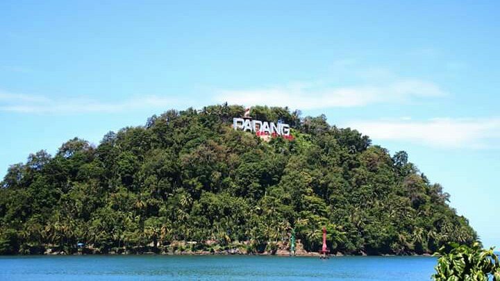 Gunung Padang, Destinasi Wisata Alam dengan Panorama Menakjubkan di Kota Padang